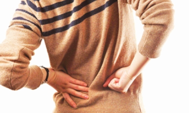 老人腰腿痛要警惕肿瘤骨转移