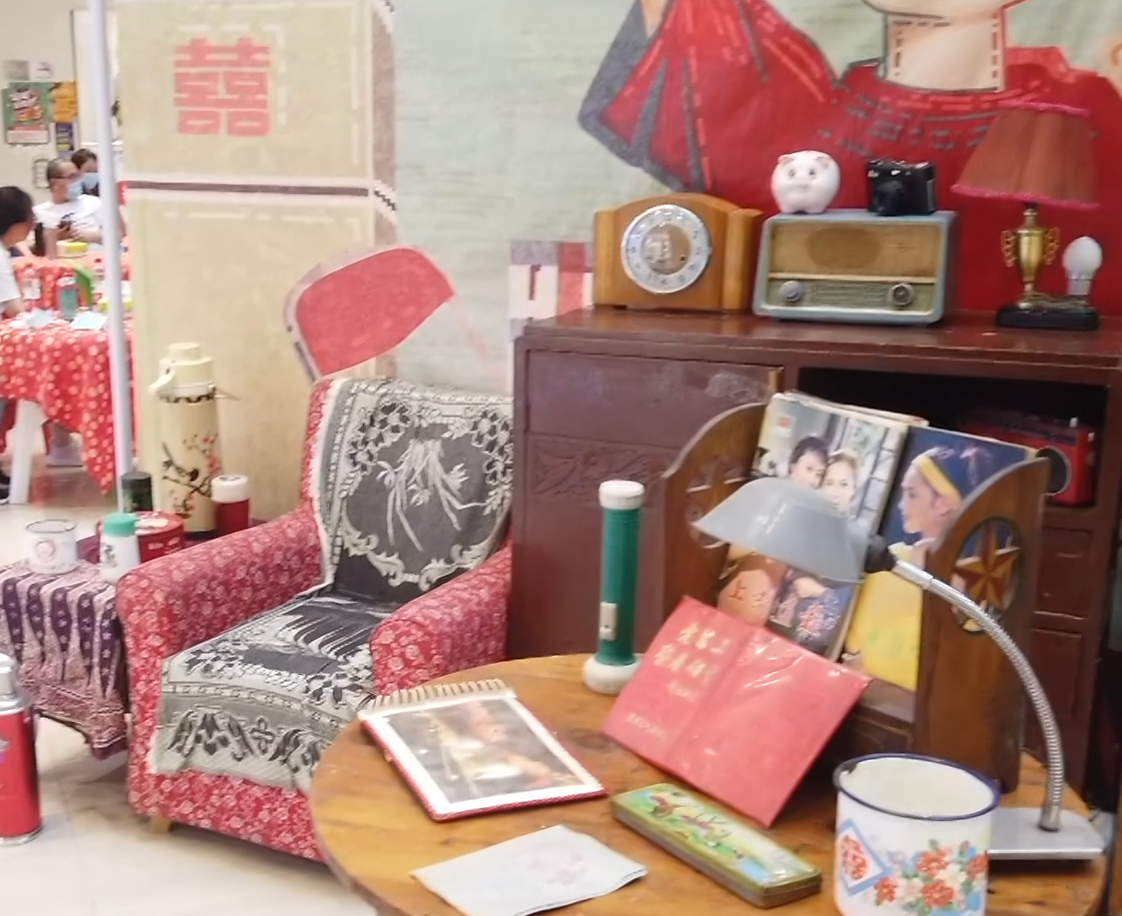 社会山六一期间举办80年代忆童年怀旧主题展