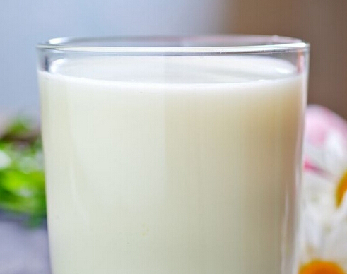 睡前喝杯热牛奶，你的身体会面临这些问题