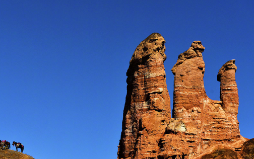 我国新增湖南湘西、甘肃张掖两个世界地质公园