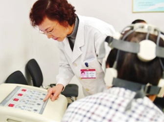 警惕!微笑背后的抑郁症