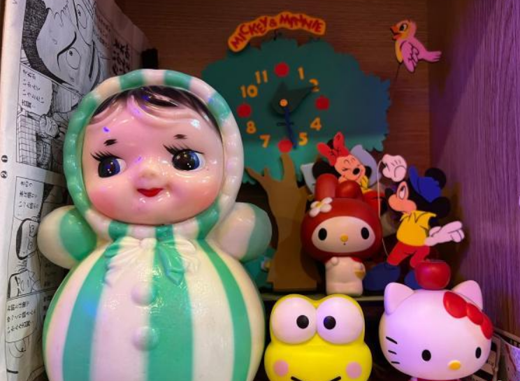 “大儿童” 们玩具店忆“童真” “童年经济”渐趋多元化