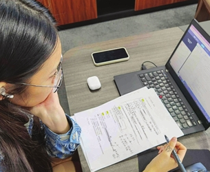 视频工具“宁大勿小” 严控在线时间 线下活动常“晒娃”