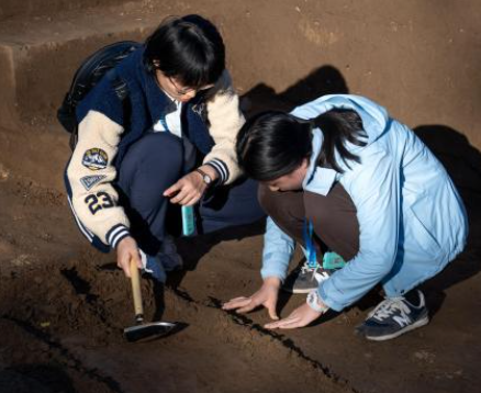 从博物馆到发掘现场 考古研学带领公众“发现路城”