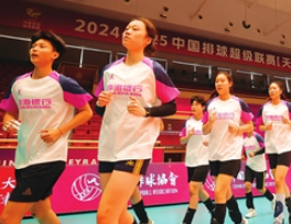 天津渤海银行女排“变阵”