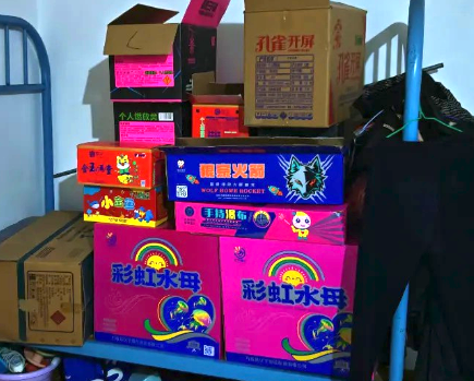 微信群售卖烟花爆竹，安徽合肥一人被行拘