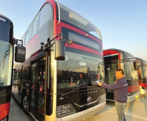 更宽敞!20部双层公交新车抵津