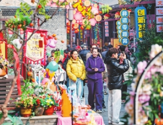 西青区杨柳青古镇处处洋溢着喜庆氛围